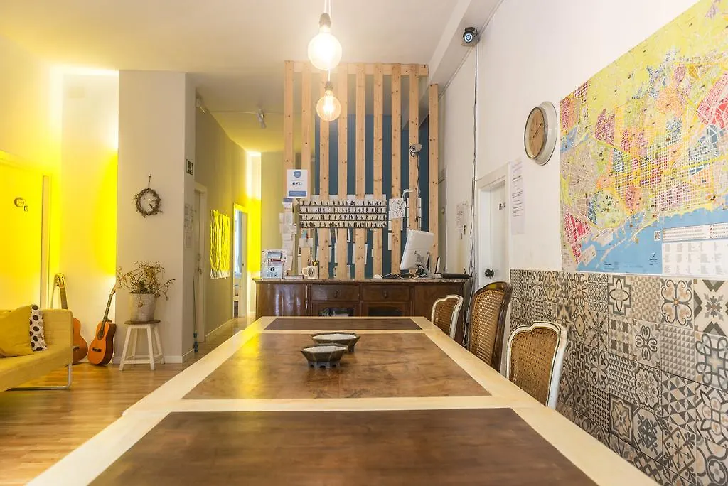 Hostel Camino B&B Barcelona Spain