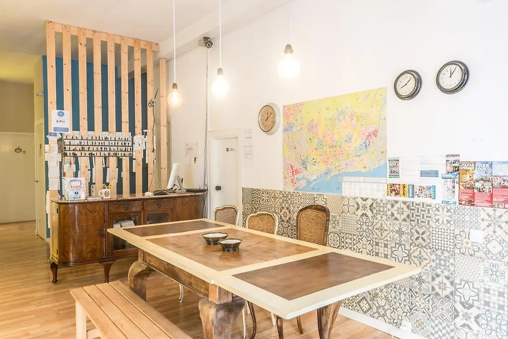 Camino B&B Barcelona Hostel